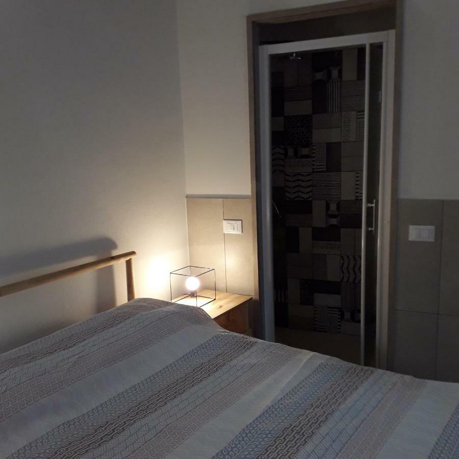 Guest House Seme Di Faggio Miasino エクステリア 写真
